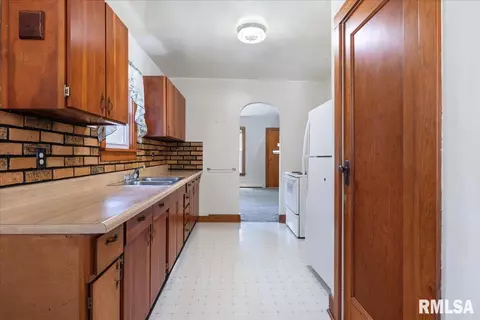 3521 E North Grand Ave, Springfield, IL 62702 photo 25