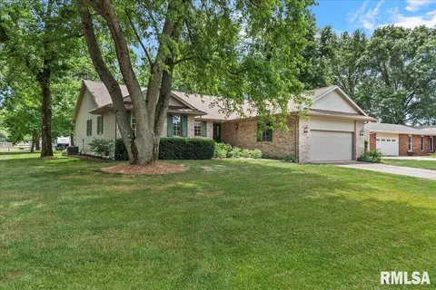 6282 Westwind Dr, Springfield, IL 62711 photo 2
