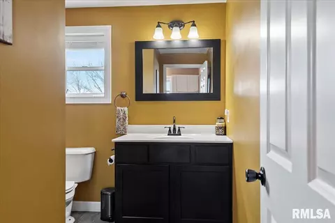 202 E Maple St, New Berlin, IL 62670 photo 20