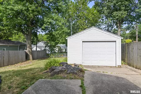 137 N Illinois St, Springfield, IL 62702 photo 28
