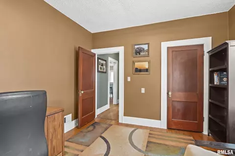 137 N Illinois St, Springfield, IL 62702 photo 20