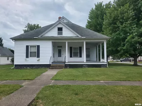 716 W Mechanic St, Ashland, IL 62612