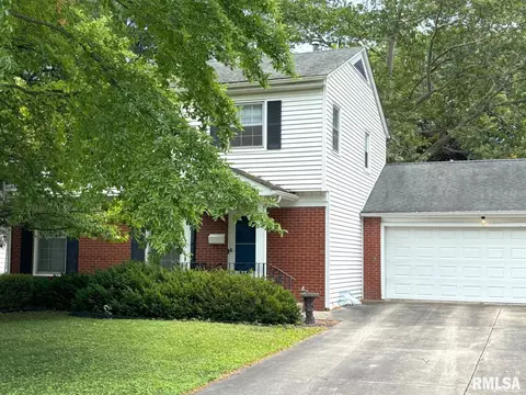 2166 Greenbriar Dr, Springfield, IL 62704 photo 2