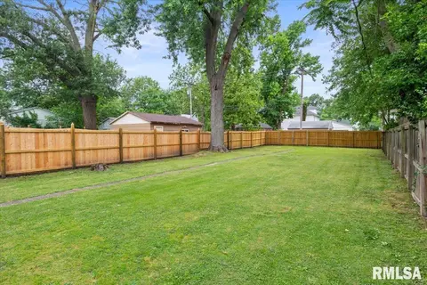 109 S State St, Springfield, IL 62702 photo 27