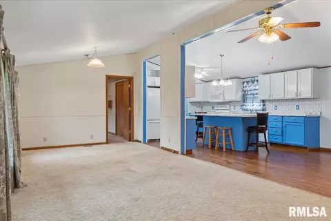 5570 Windmill Ln, Springfield, IL 62707 photo 5