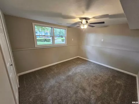 2625 Griffiths Ave, Springfield, IL 62702 photo 12