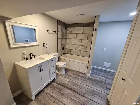 2625 Griffiths Ave, Springfield, IL 62702 photo 7