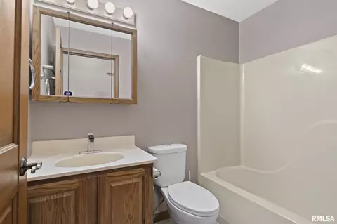 2909 Twin Lakes Dr, Springfield, IL 62707 photo 26