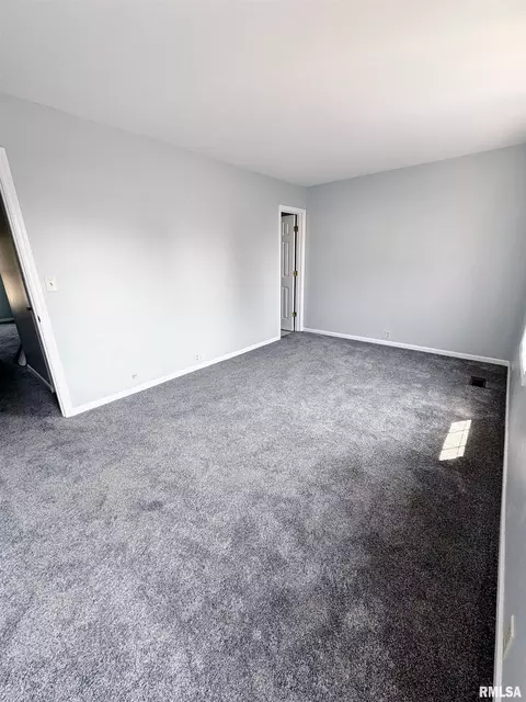 Bedroom - 1 Sycamore Row, Springfield, IL 62702 photo 2 of 6