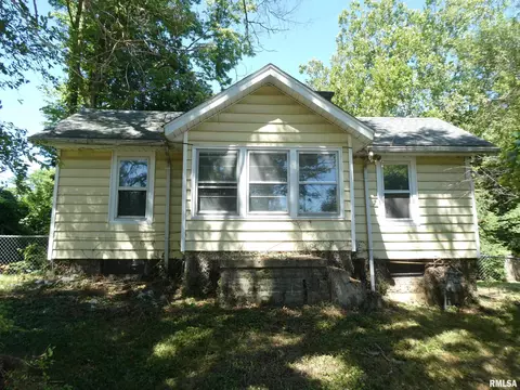 1401 N Lincoln Ave, Springfield, IL 62702