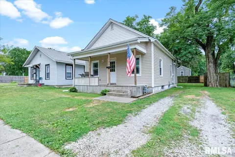 714 Eastman Ave, Springfield, IL 62702