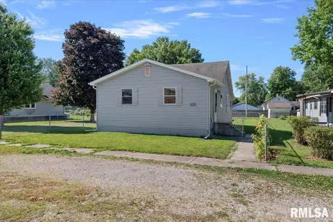 313 Hickory St, Kincaid, IL 62540