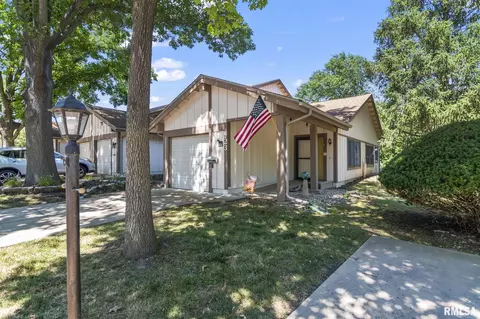 23 Trailridge Ln, Springfield, IL 62704