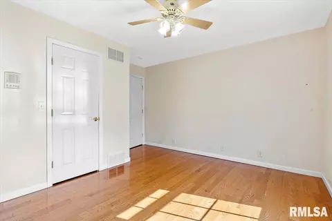 4234 S 2nd St, Springfield, IL 62703 photo 22