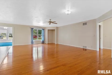 4234 S 2nd St, Springfield, IL 62703 photo 8