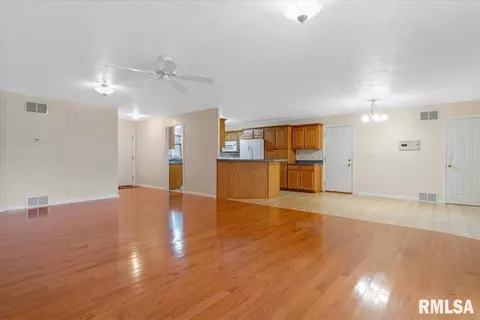 4234 S 2nd St, Springfield, IL 62703 photo 12