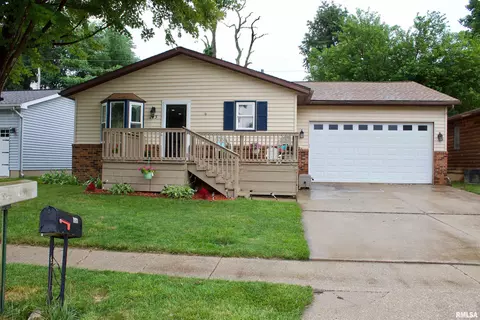 213 Buckhorn Dr, Springfield, IL 62707