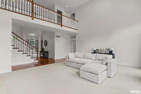 Living - 6216 Northampton Ln, Springfield, IL 62711 photo 3 of 3