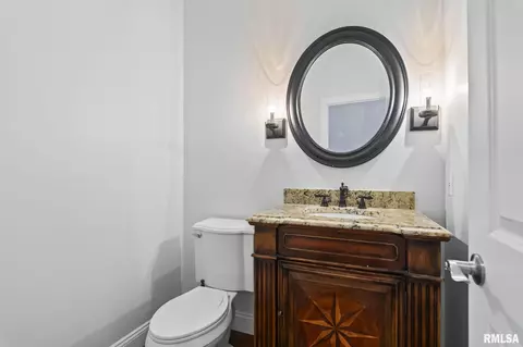 Bath - 6216 Northampton Ln, Springfield, IL 62711 photo 6 of 9