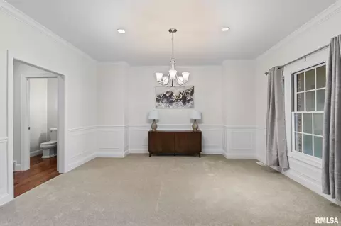 Dining - 6216 Northampton Ln, Springfield, IL 62711 photo 1 of 2