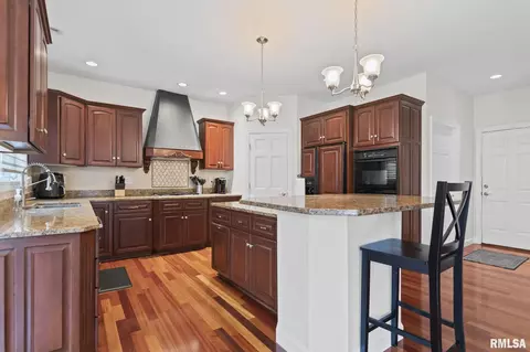 Kitchen - 6216 Northampton Ln, Springfield, IL 62711 photo 1 of 5