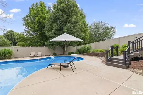 Exterior - 6216 Northampton Ln, Springfield, IL 62711 photo 13 of 14
