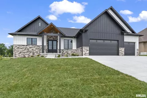5417 Old Savannah Trl, Springfield, IL 62711