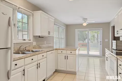 2005 Burgess Dr, Springfield, IL 62711 photo 28