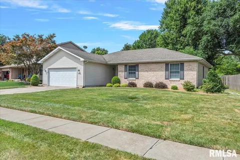 2005 Burgess Dr, Springfield, IL 62711 photo 17