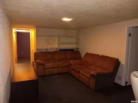 1301 W Edwards St, Springfield, IL 62704 photo 23