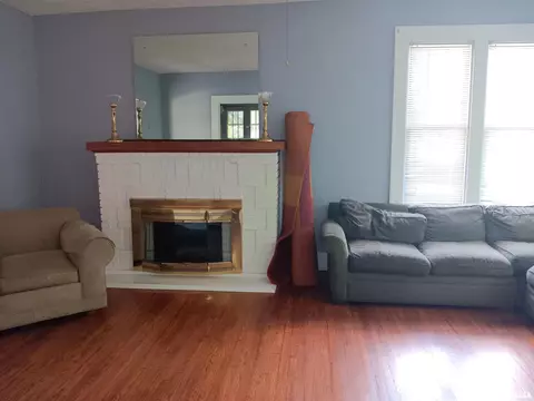 1301 W Edwards St, Springfield, IL 62704 photo 6