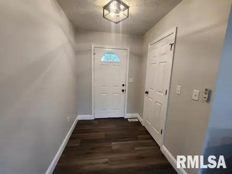 121 Verona Dr, Springfield, IL 62703 photo 3