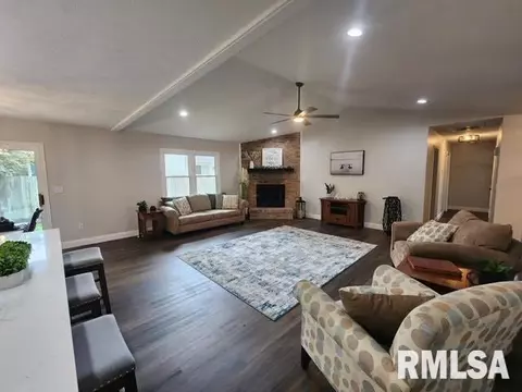 121 Verona Dr, Springfield, IL 62703 photo 6