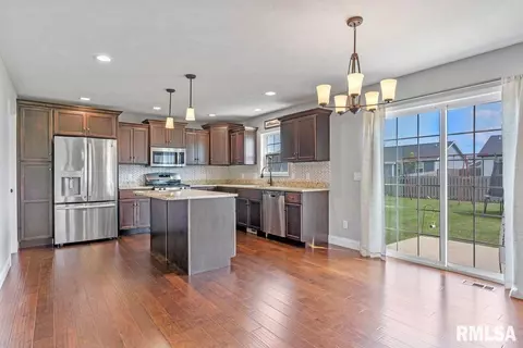 822 Kellan Dr, Chatham, IL 62629 photo 12