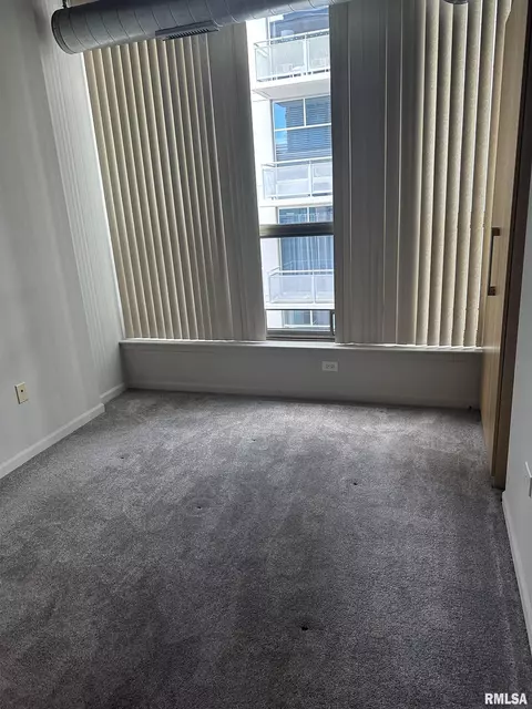Bedroom - 125 E 13th St, Chicago, IL 60605 photo 1 of 1