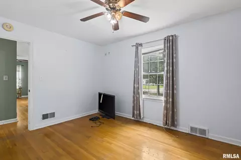 2336 S Pasfield, Springfield, IL 62704 photo 16
