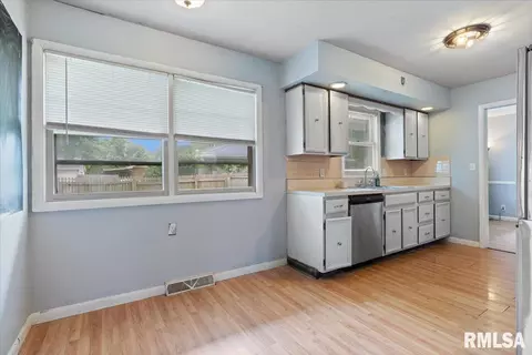 Other - 301 Dickinson Rd, Springfield, IL 62704 photo 3 of 6