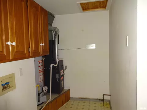 2068 N 21st St, Springfield, IL 62702 photo 12