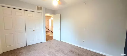 Bedroom - 2012 Montague Dr, Springfield, IL 62711 photo 9 of 17