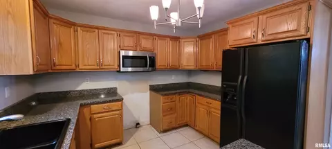 Kitchen - 2012 Montague Dr, Springfield, IL 62711 photo 2 of 2