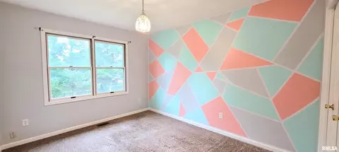 Bedroom - 2012 Montague Dr, Springfield, IL 62711 photo 10 of 17