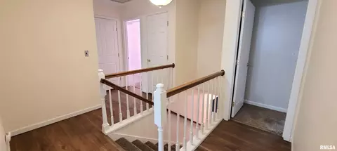 Entry Way - 2012 Montague Dr, Springfield, IL 62711 photo 6 of 7