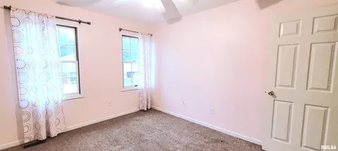 Bedroom - 2012 Montague Dr, Springfield, IL 62711 photo 15 of 17