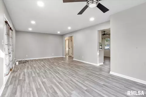 2838 Wellington Dr, Springfield, IL 62703 photo 7