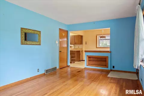 34 Monica Ln, Grandview, IL 62702 photo 7