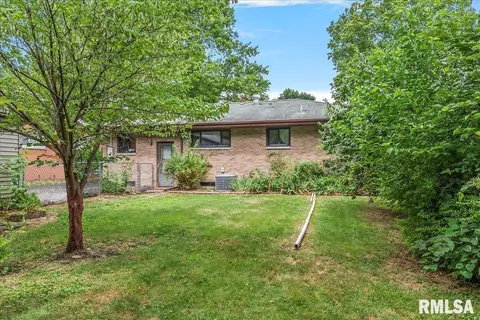 34 Monica Ln, Grandview, IL 62702 photo 30