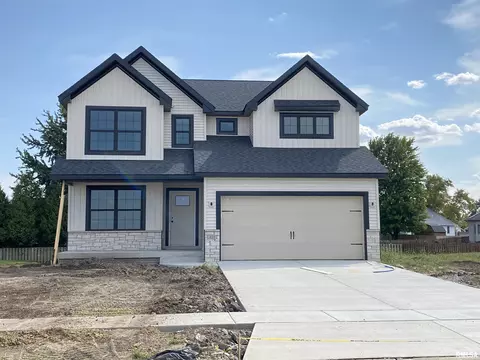 400 Hawks Nest Dr, Chatham, IL 62629