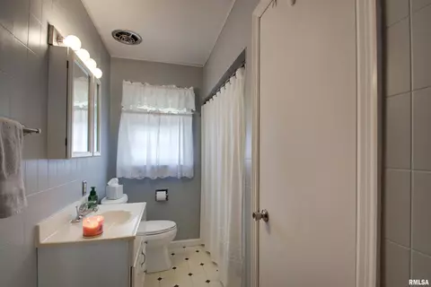 2011 Monroe St, Quincy, IL 62301 photo 15