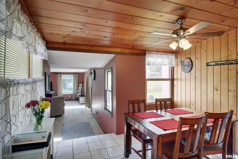 2011 Monroe St, Quincy, IL 62301 photo 14