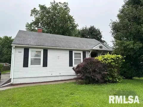 401 W Greenwood Ave, Jacksonville, IL 62650